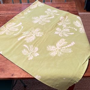 Table cloth